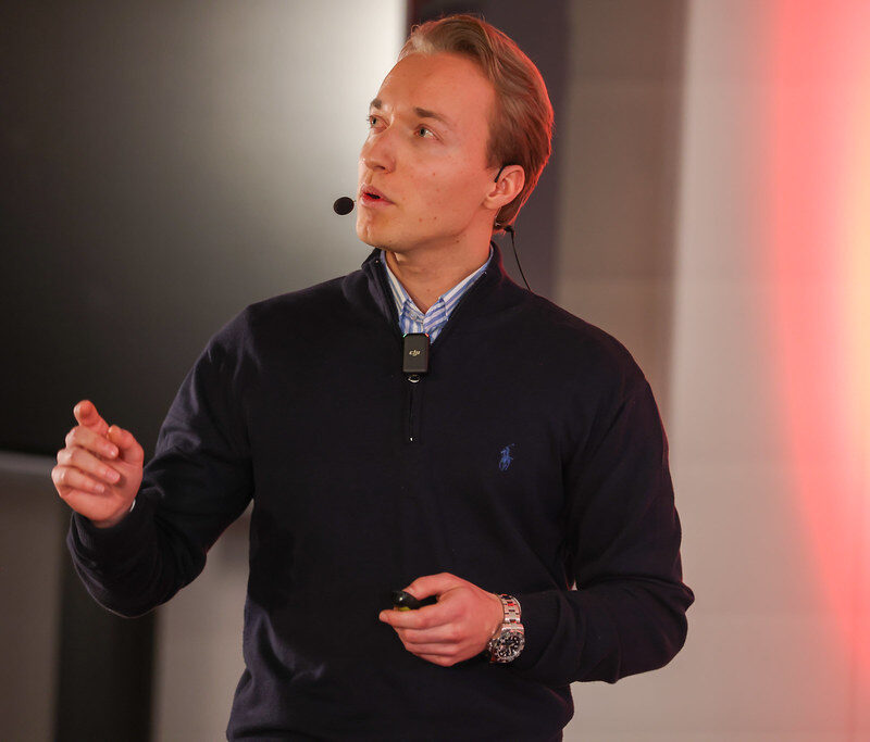 Marlow D. Guttmann beim TEDx-Talk